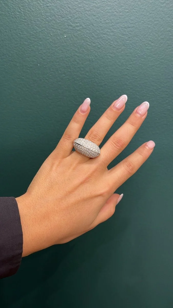 Bague en or blanc et diamants - Image 7