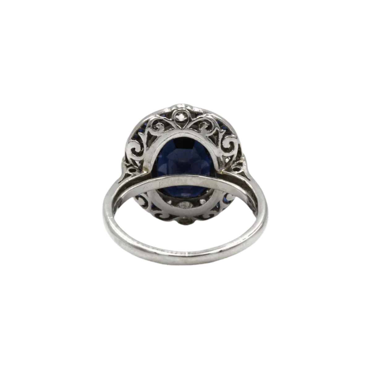 Bague Pompadour en platine, saphirs et diamants - Image 4