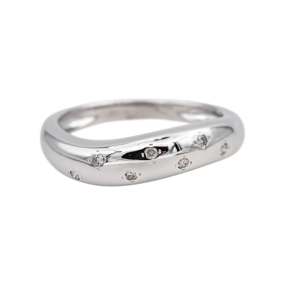 Bague en or blanc et diamants