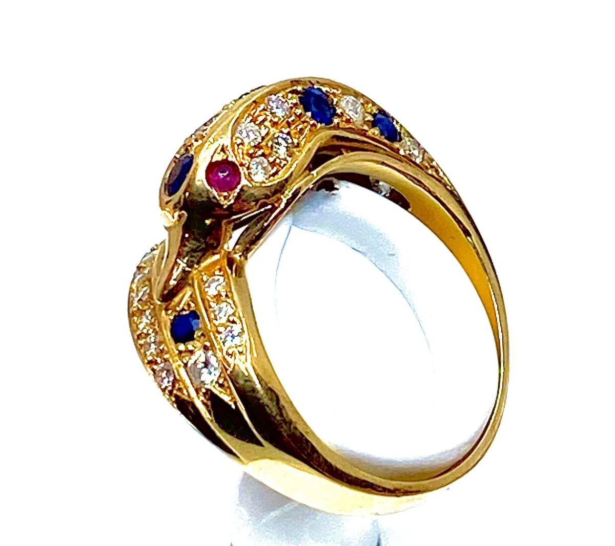 Bague dauphin en or jaune 18 carats ,saphirs ,diamants et rubis - Image 4