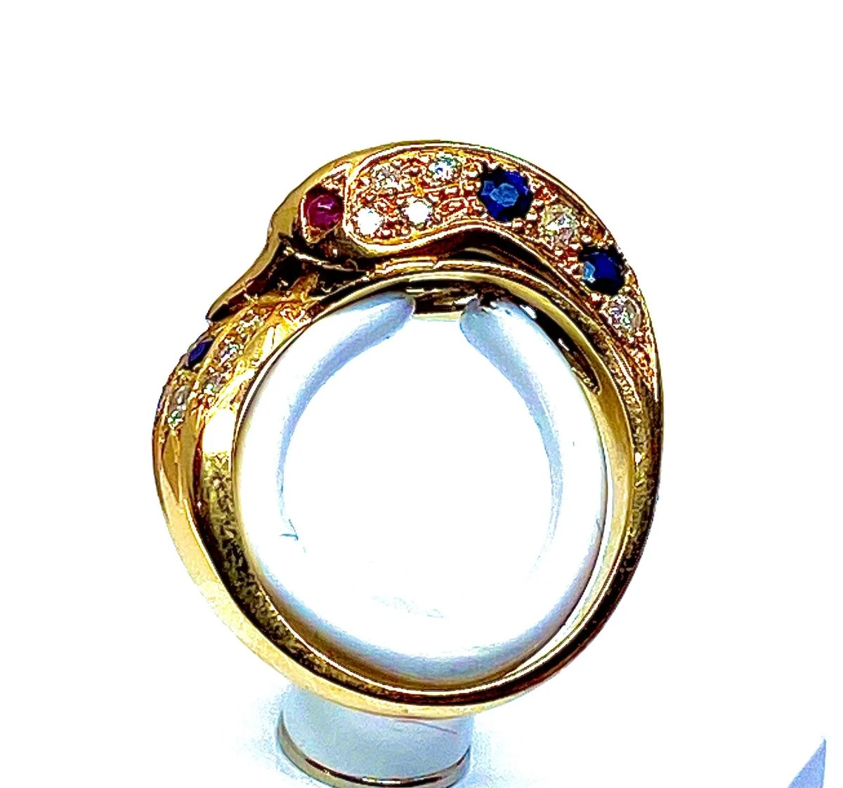 Bague dauphin en or jaune 18 carats ,saphirs ,diamants et rubis - Image 7