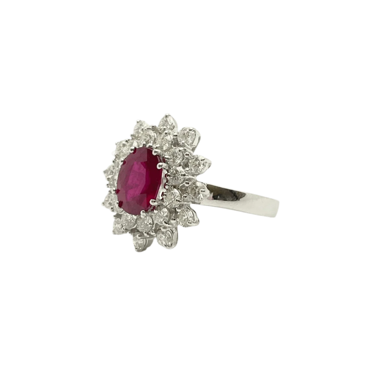 Bague Pompadour en or blanc, rubis et diamants - Image 2