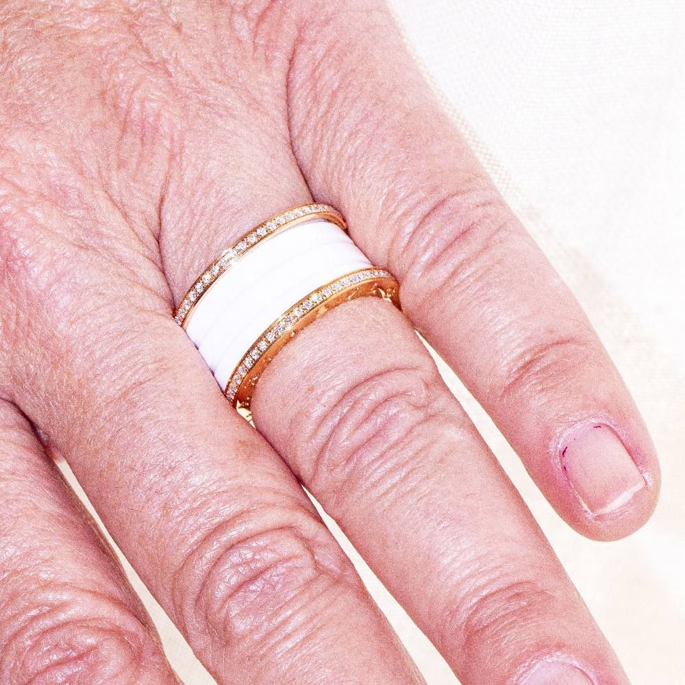 Bague BVLGARI "B.Zero1" en or rose, céramique et diamants - Image 2