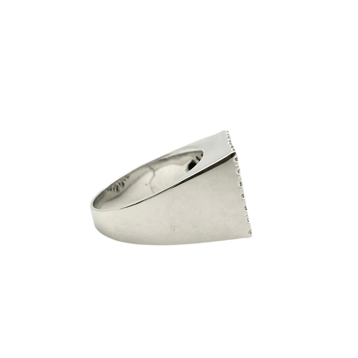 Bague Chevalière en or blanc et diamants - Image 4