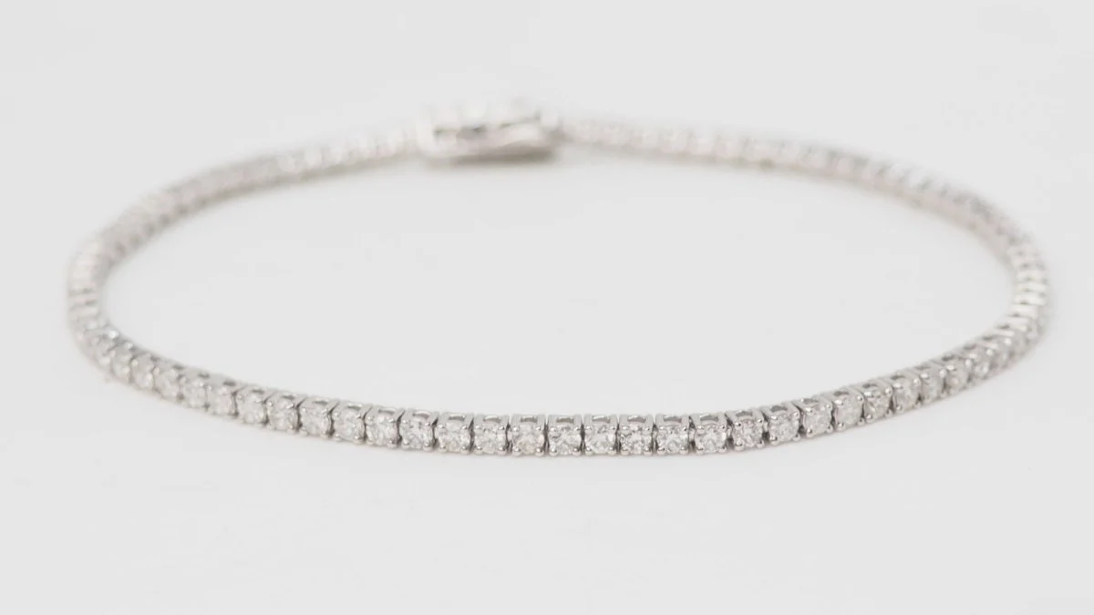 Bracelet rivière en or gris et diamants 2,04cts
