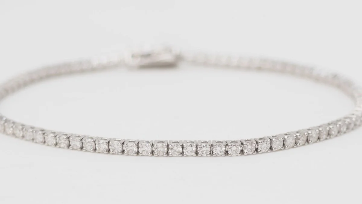 Bracelet rivière en or gris et diamants 2,04cts - Image 4