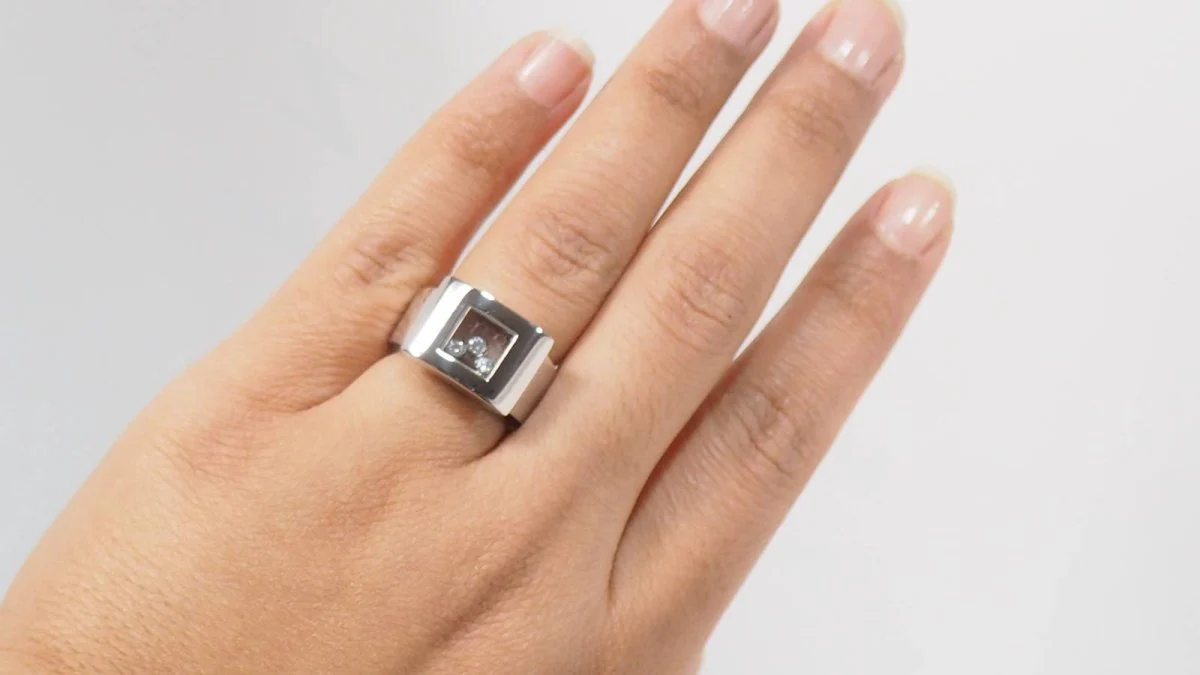 Bague Chopard Happy Diamonds en or blanc et diamants - Image 7