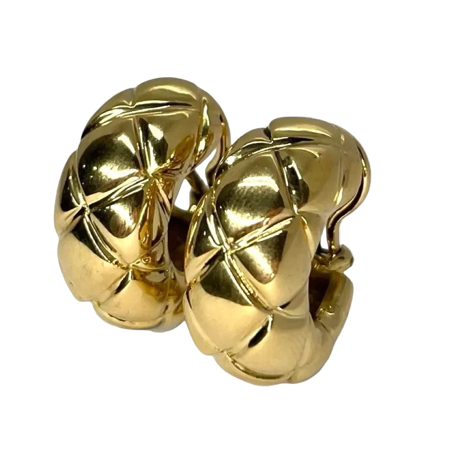 Boucles d'oreilles Clip CHAUMET en or jaune