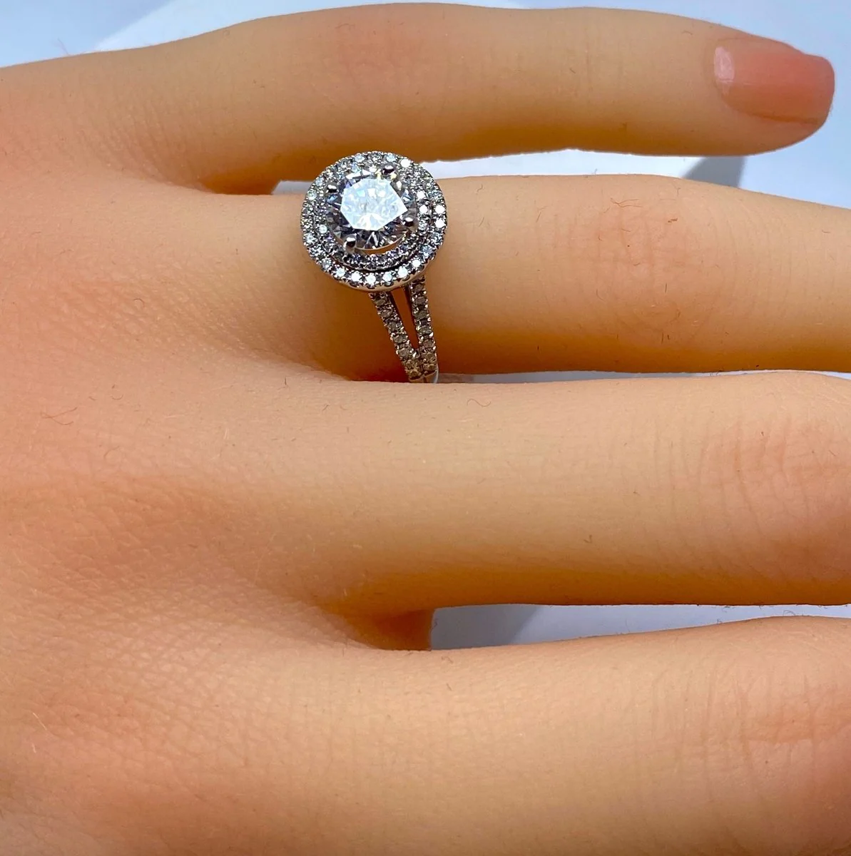 Bague en or blanc 18 carats, diamant 0,97 carat couleur E - Image 8