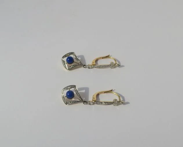 Boucles d’oreilles pendantes Lapis Lazuli Diamants deux Ors Art Déco - Image 2