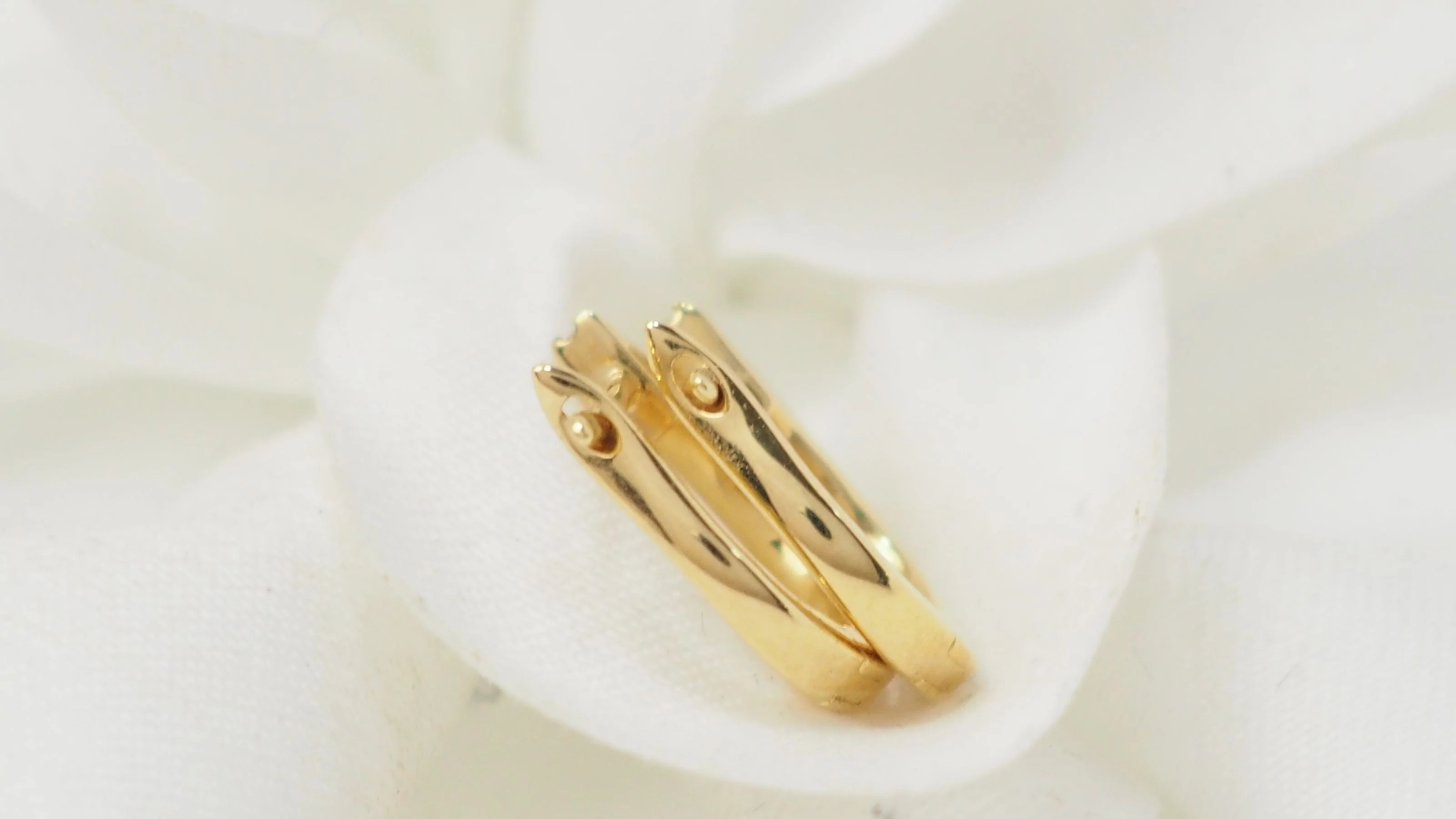 Boucles d'oreilles en or jaune et diamants - Image 5