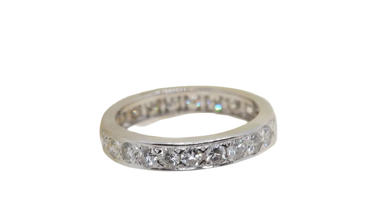 Bague Alliance en or blanc et diamants
