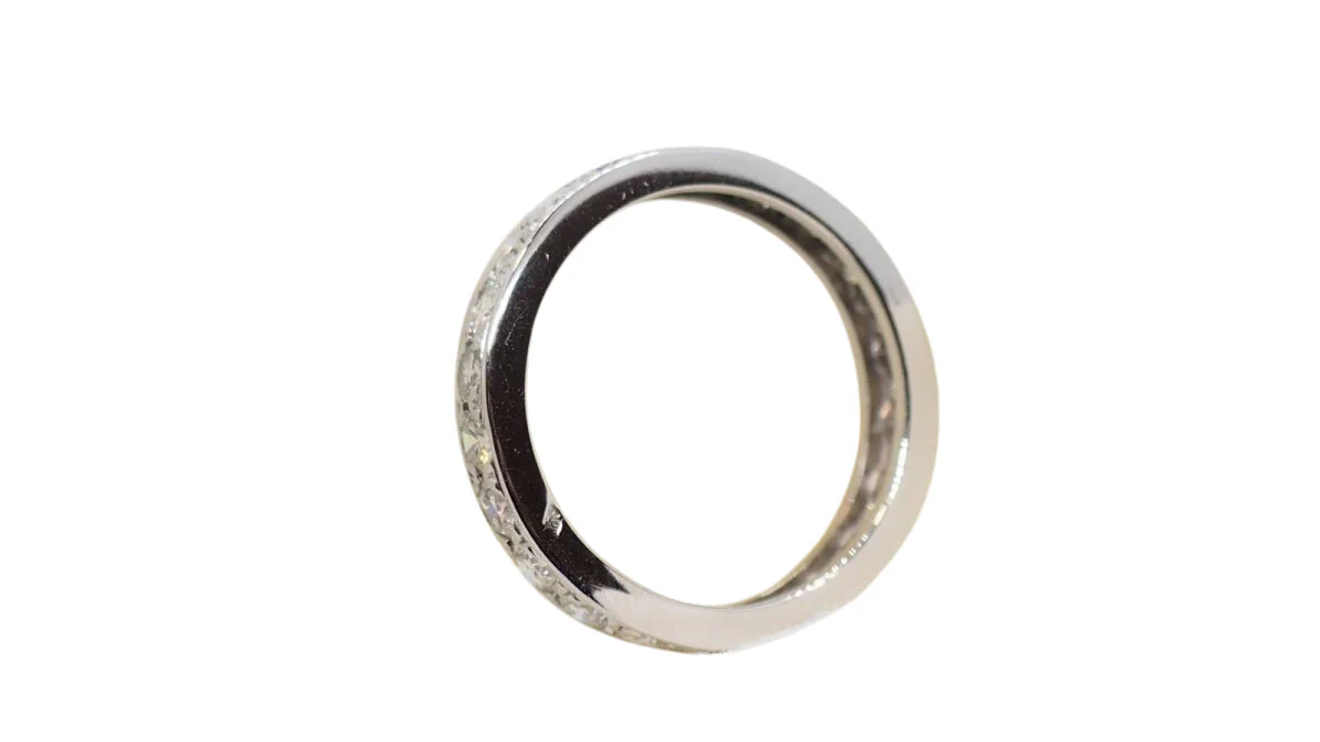 Bague Alliance en or blanc et diamants - Image 3