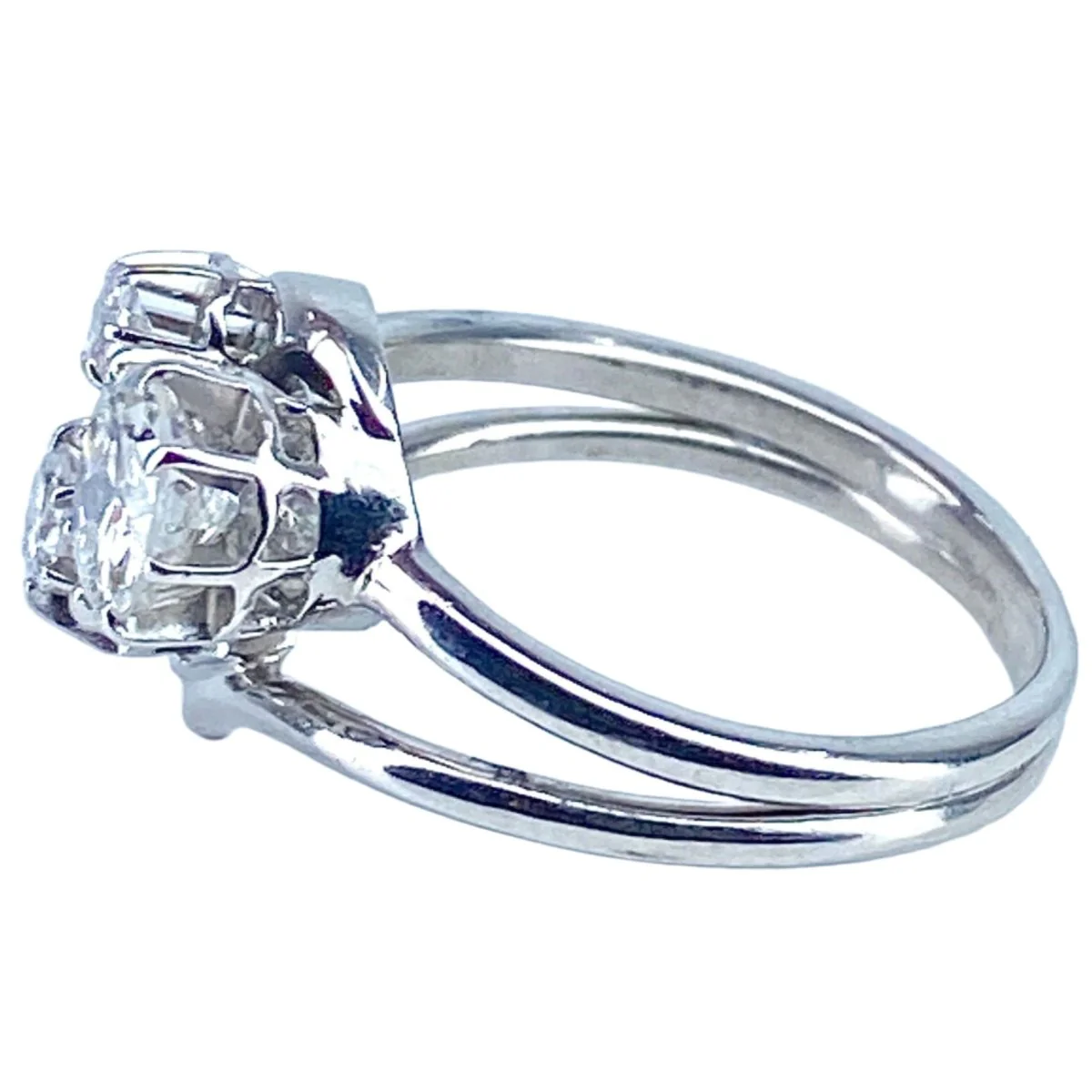 Bague Trilogie en or blanc et diamants - Image 5