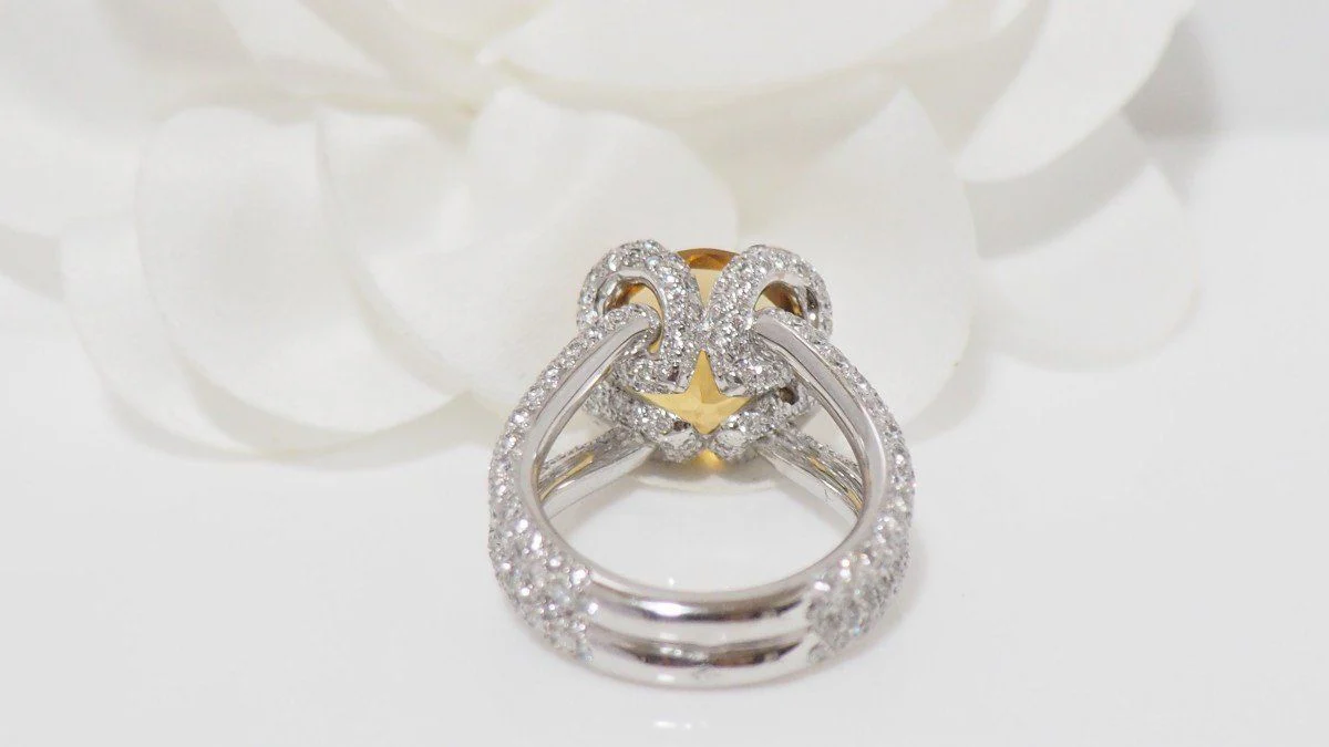 Bague pavage en or blanc et citrine - Image 5