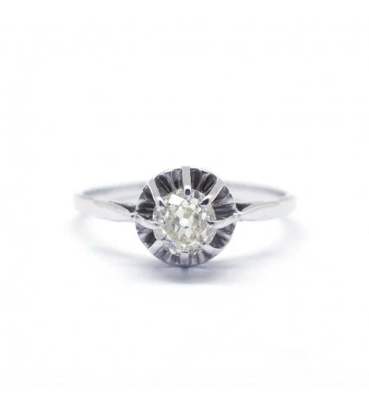 Bague Solitaire en or blanc et diamant