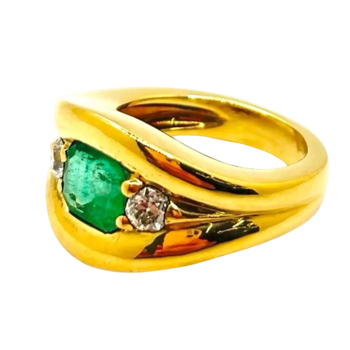 Bague en or jaune, émeraude, et diamants - Image 3
