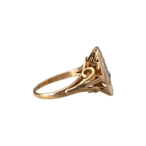 Bague Chevalière AUGIS en or jaune, rubis et diamant - Image 4