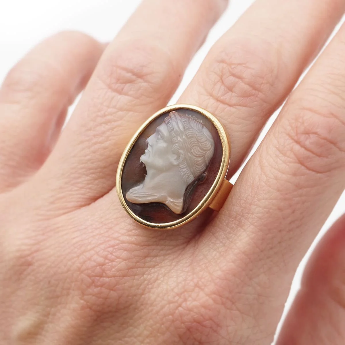 Bague Cocktail en or jaune et agate - Image 2