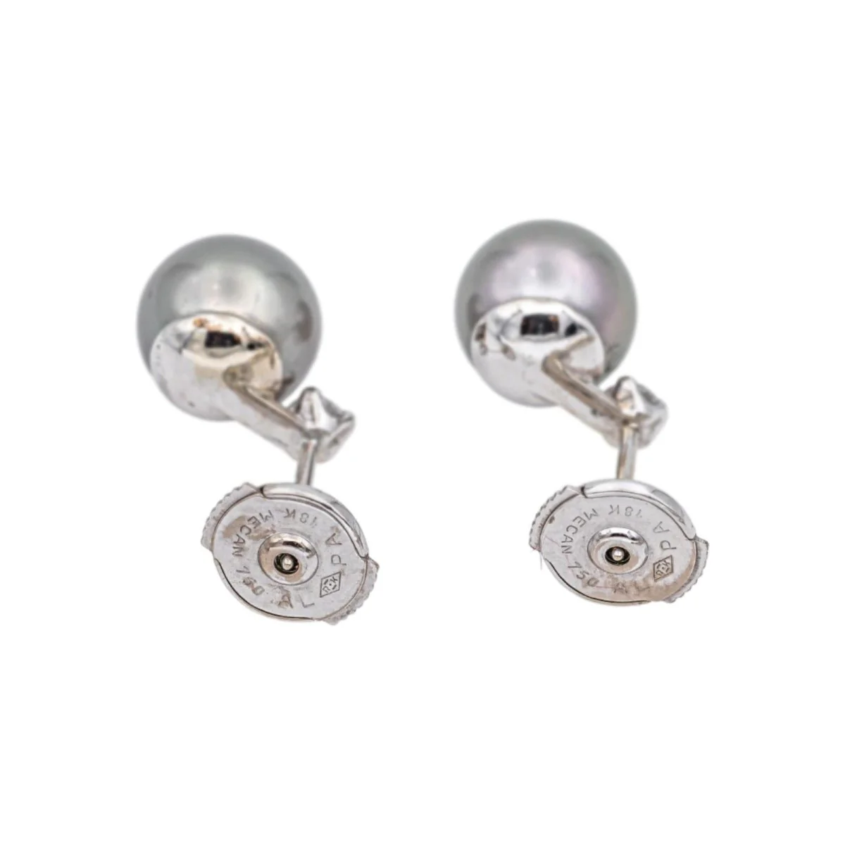 Boucles d'oreilles Clous en or blanc, perles et diamants - Image 5