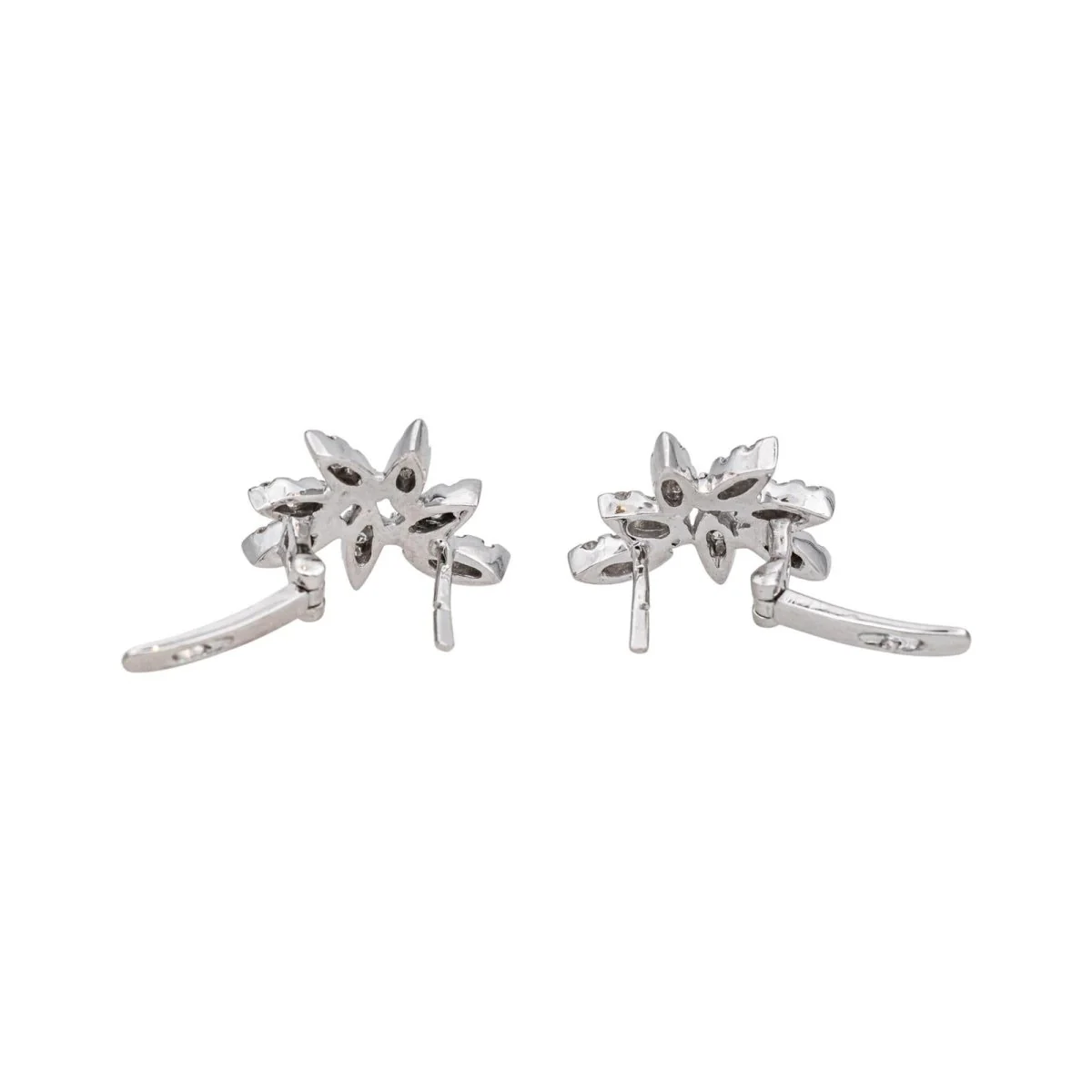 Boucles d'oreilles Clous en or blanc et diamant - Image 7