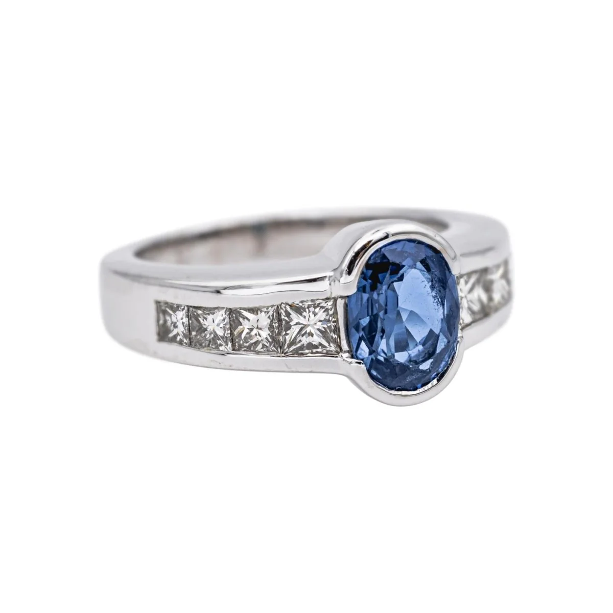Bague Jonc en or blanc, saphir et diamants - Image 6