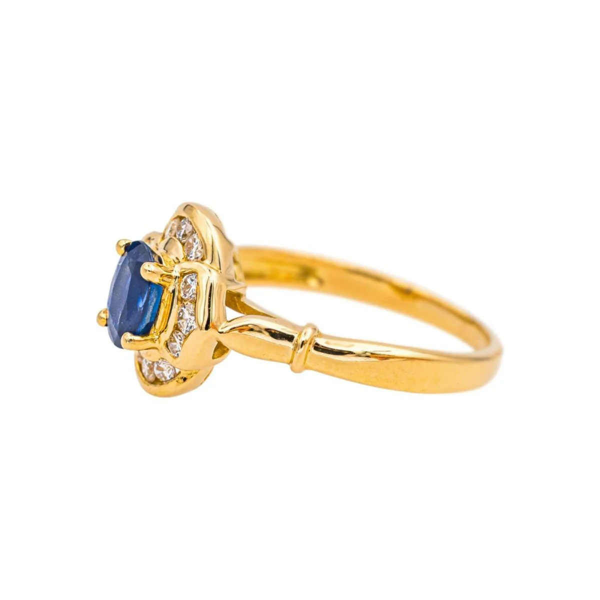 Bague Entourage en or jaune, saphir et diamants - Image 4