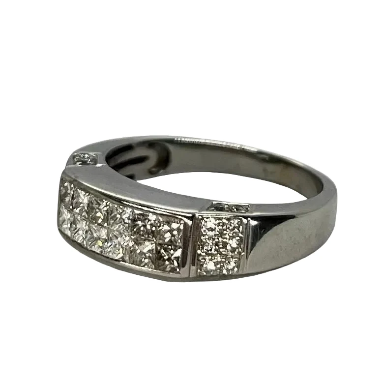 Bague Bandeau en or blanc et diamants - Image 3