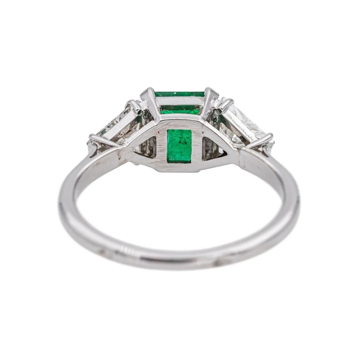 Bague Trilogie en or blanc, émeraude et diamants - Image 5
