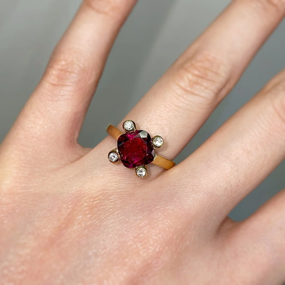 Bague Rhodolite - Roland SCHAD - Image 4