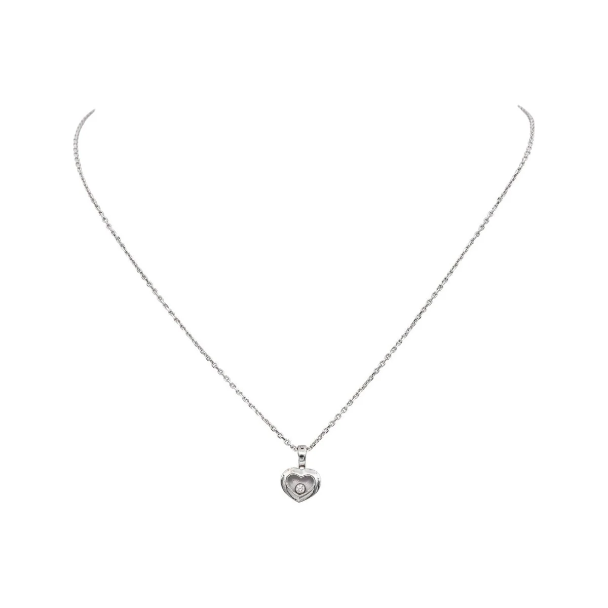 Collier Pendentif CHOPARD "Happy Heart" en or blanc et diamant