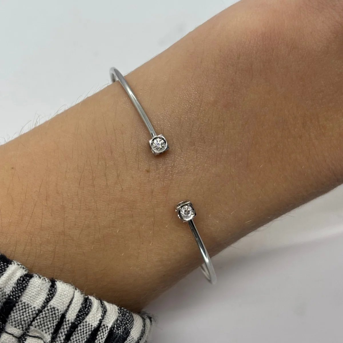 Bracelet Dinh Van "Le Cube" or blanc et diamants 0,24 ct - Image 2