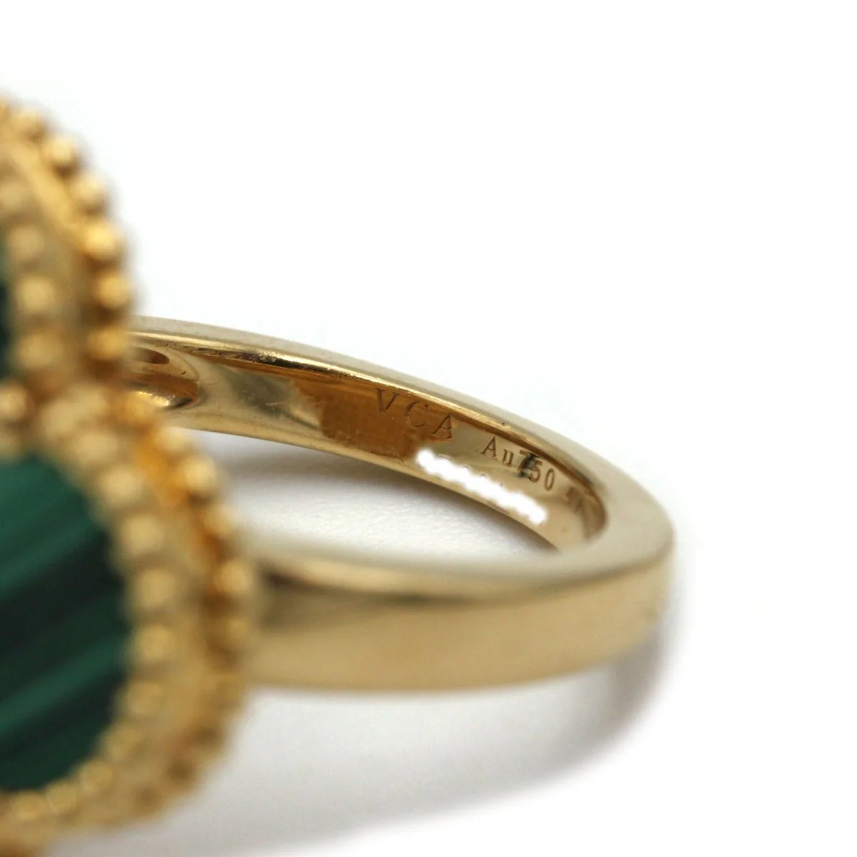 Bague Van Cleef & Arpels "Magic Alhambra" en or jaune, malachite - Image 6