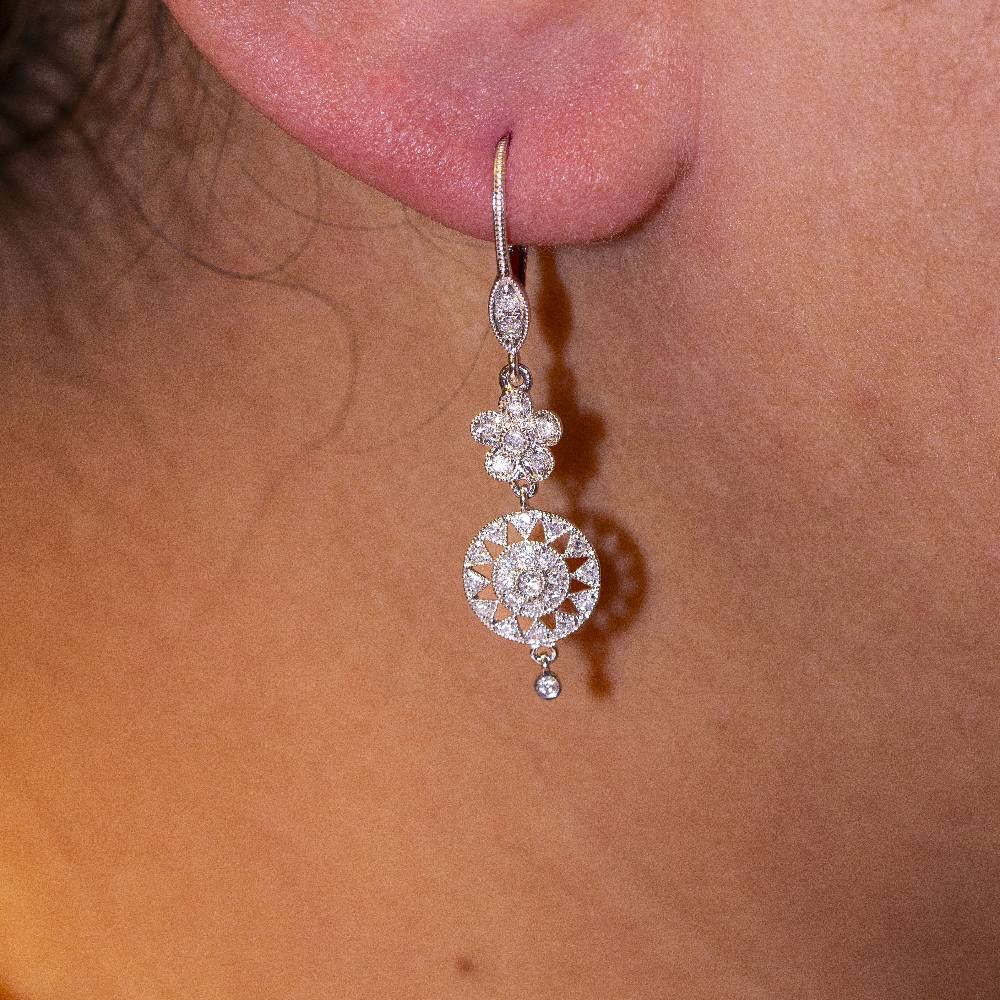 Boucles d'oreilles SUNNY Antik en or blanc. D'occasion - Image 4
