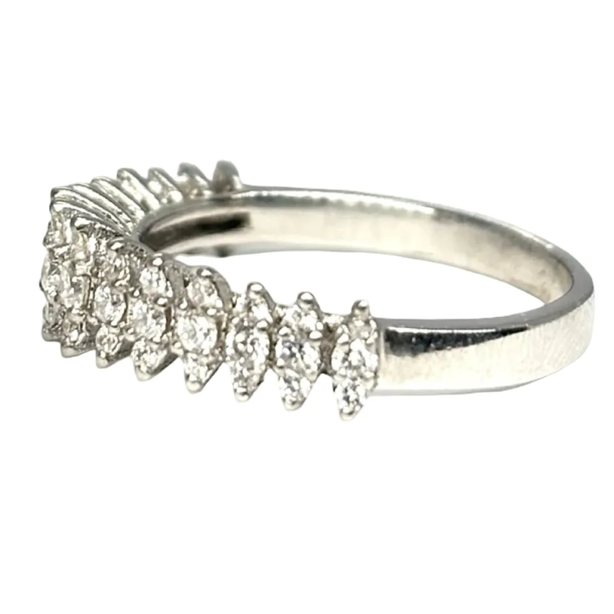 Bague Alliance en or blanc et diamant - Image 3