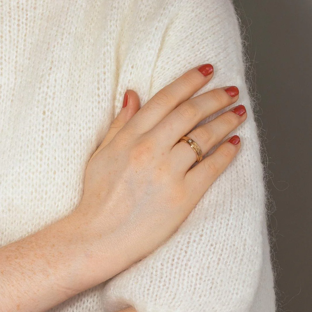 Bague Alliance PIAGET "Possession" en or jaune et diamant - Image 2