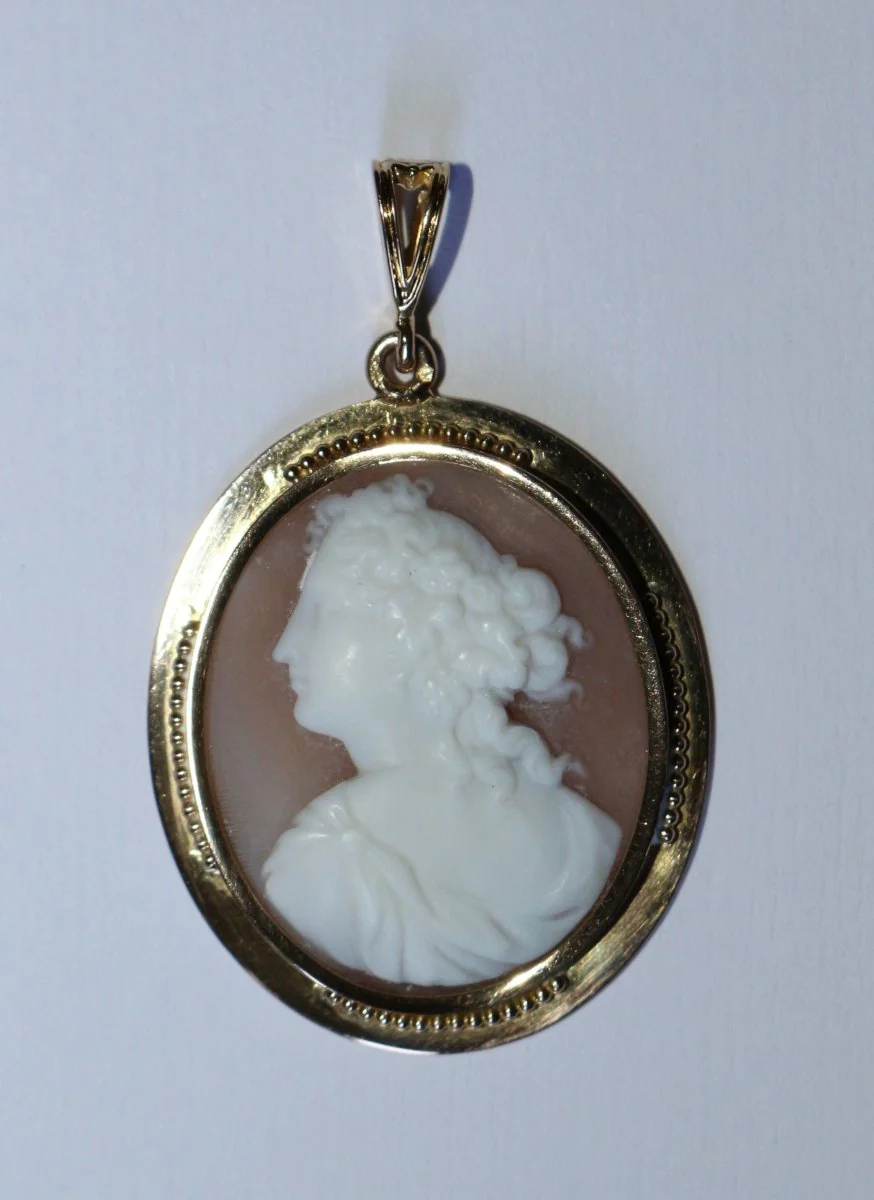 Pendentif camée ancien en or jaune - Image 3