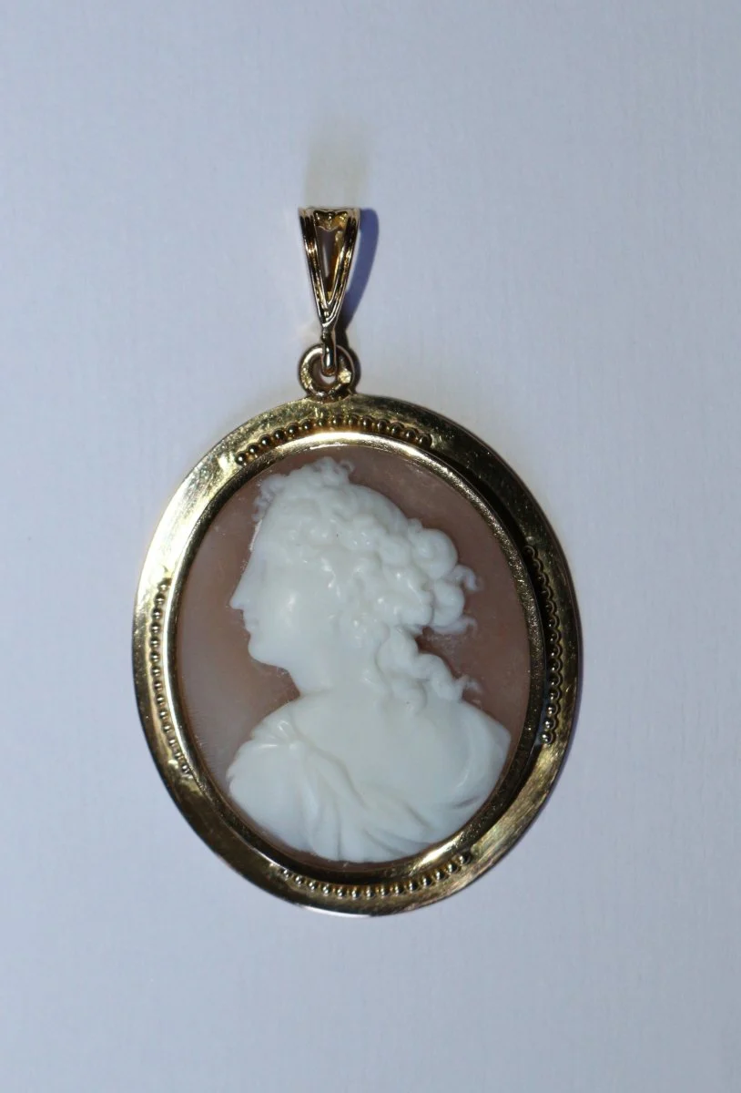 Pendentif camée ancien en or jaune - Image 4