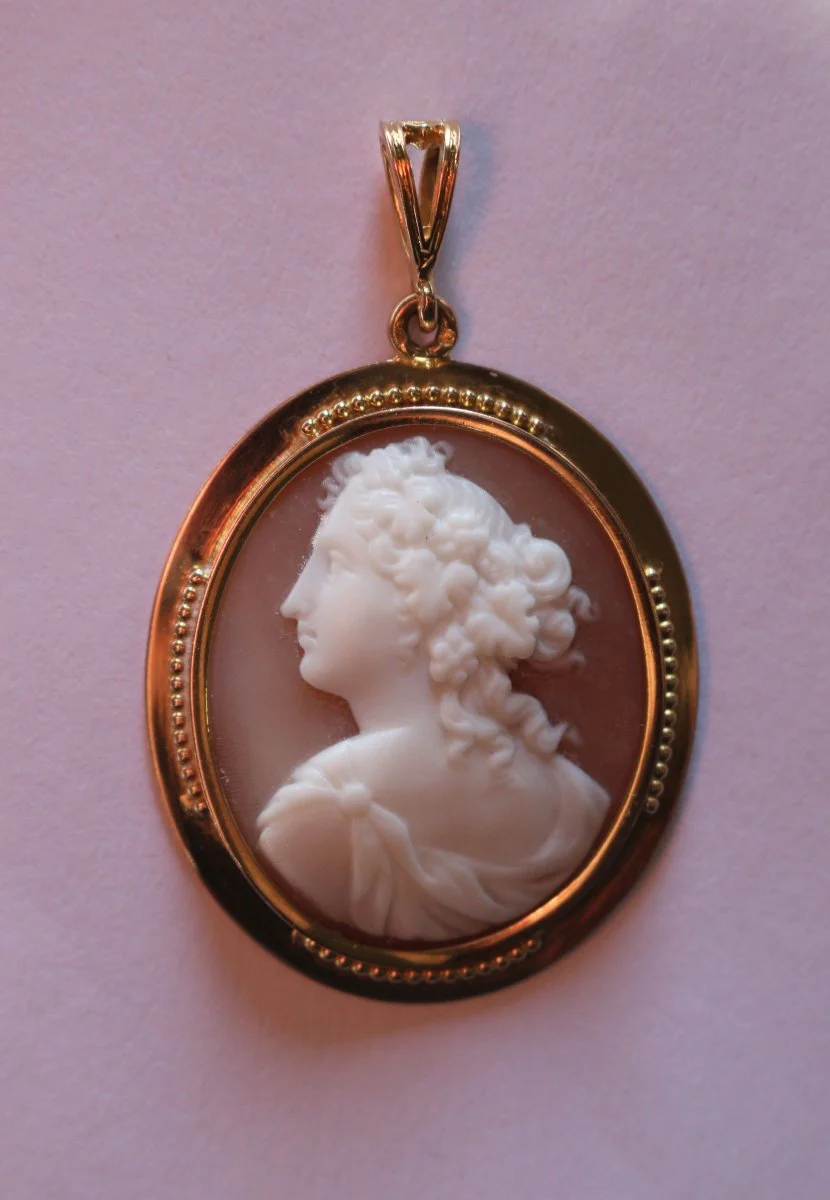 Pendentif camée ancien en or jaune - Image 7