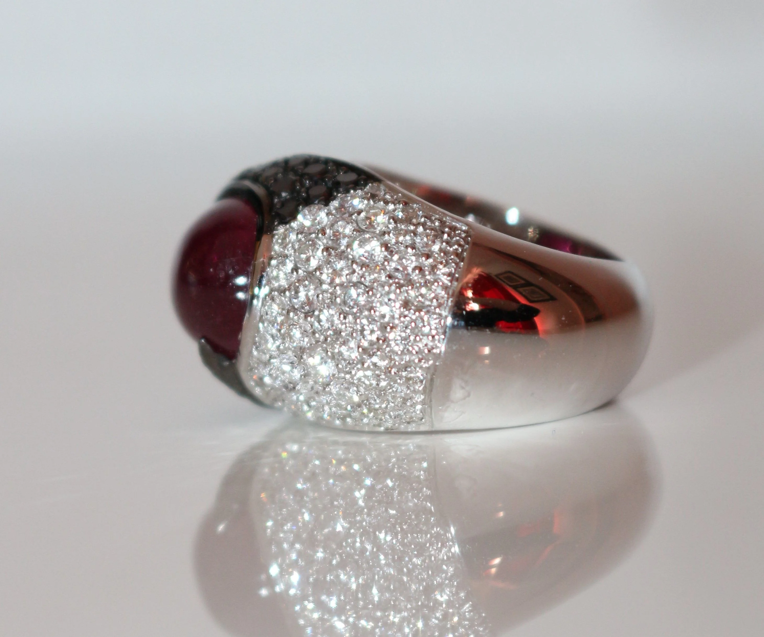 Bague Cocktail en or blanc, tourmaline et diamant - Image 9