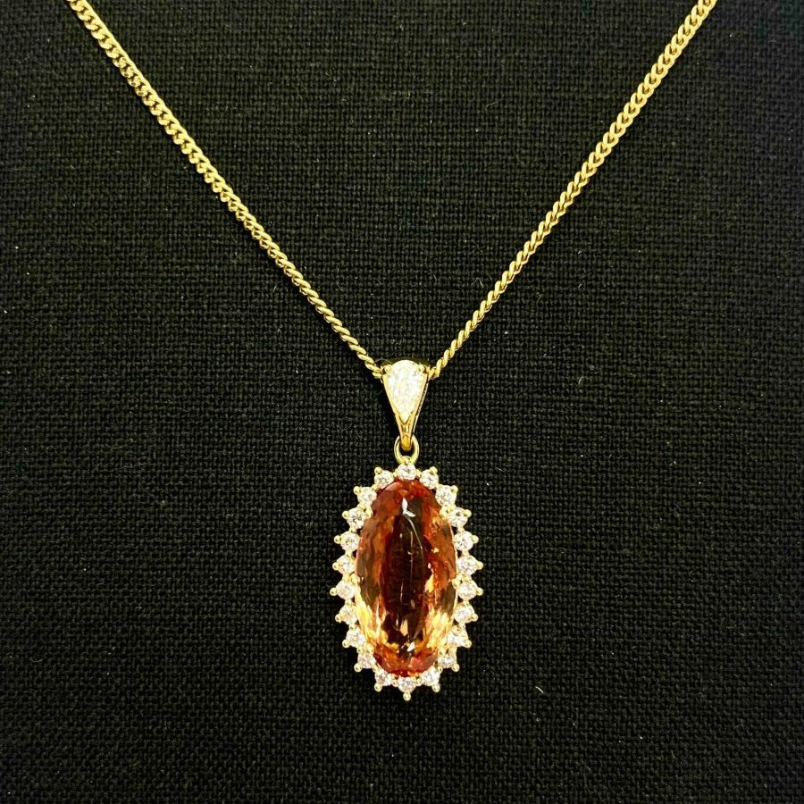 Pendentif en or jaune, topaze et diamants - Image 2