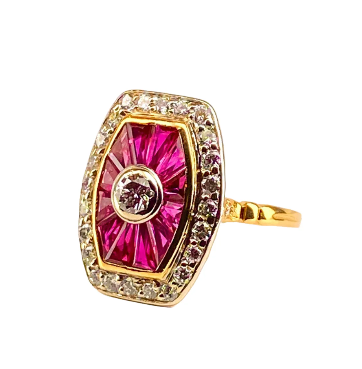 Bague en or jaune 18 carats en diamants et rubis. - Image 3