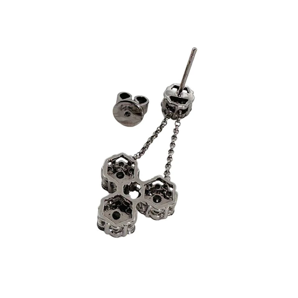 Boucles d'oreilles en or blanc et diamants - Image 3