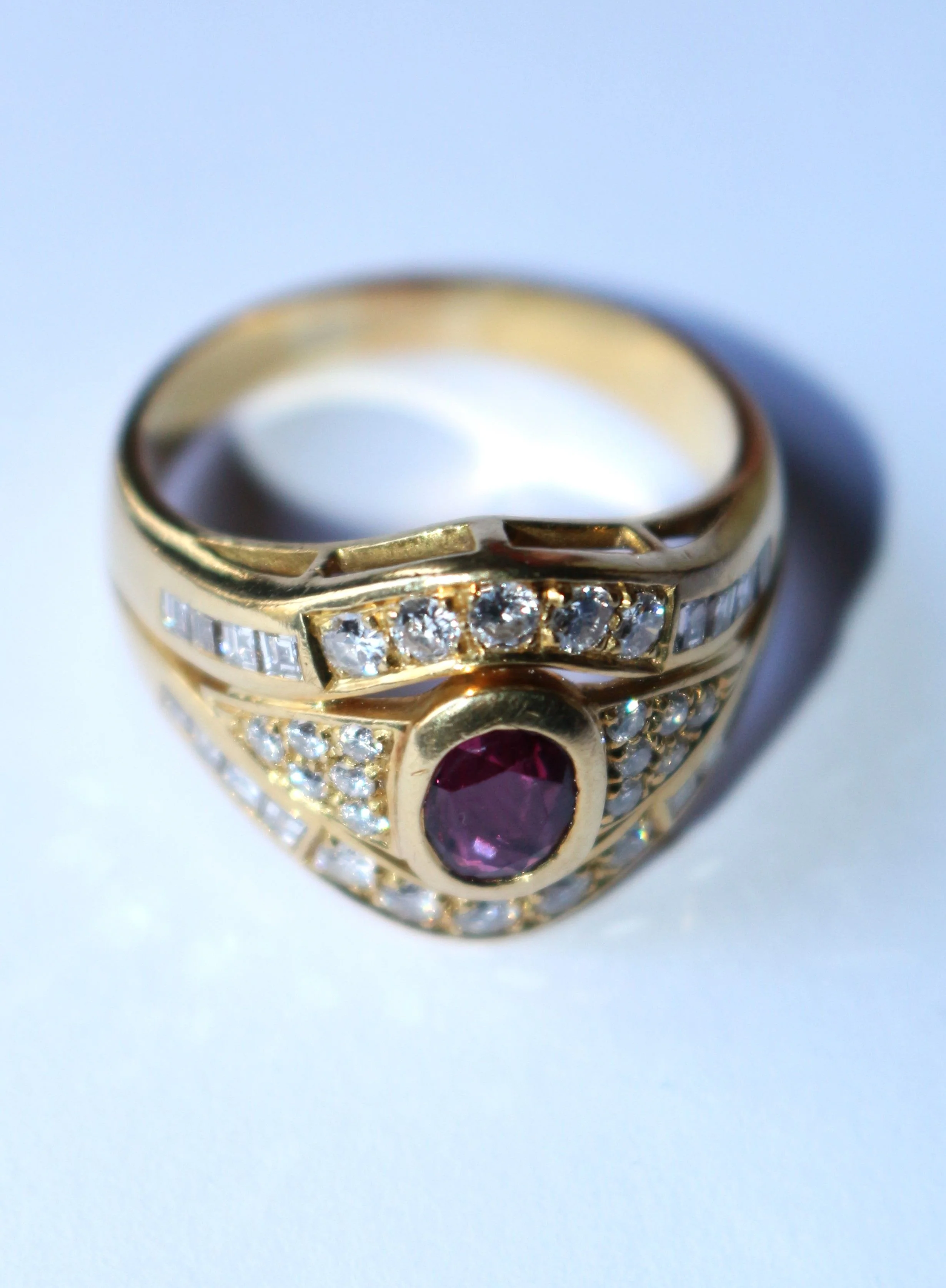 Bague Rubis Diamants Sur Or Jaune - Image 5
