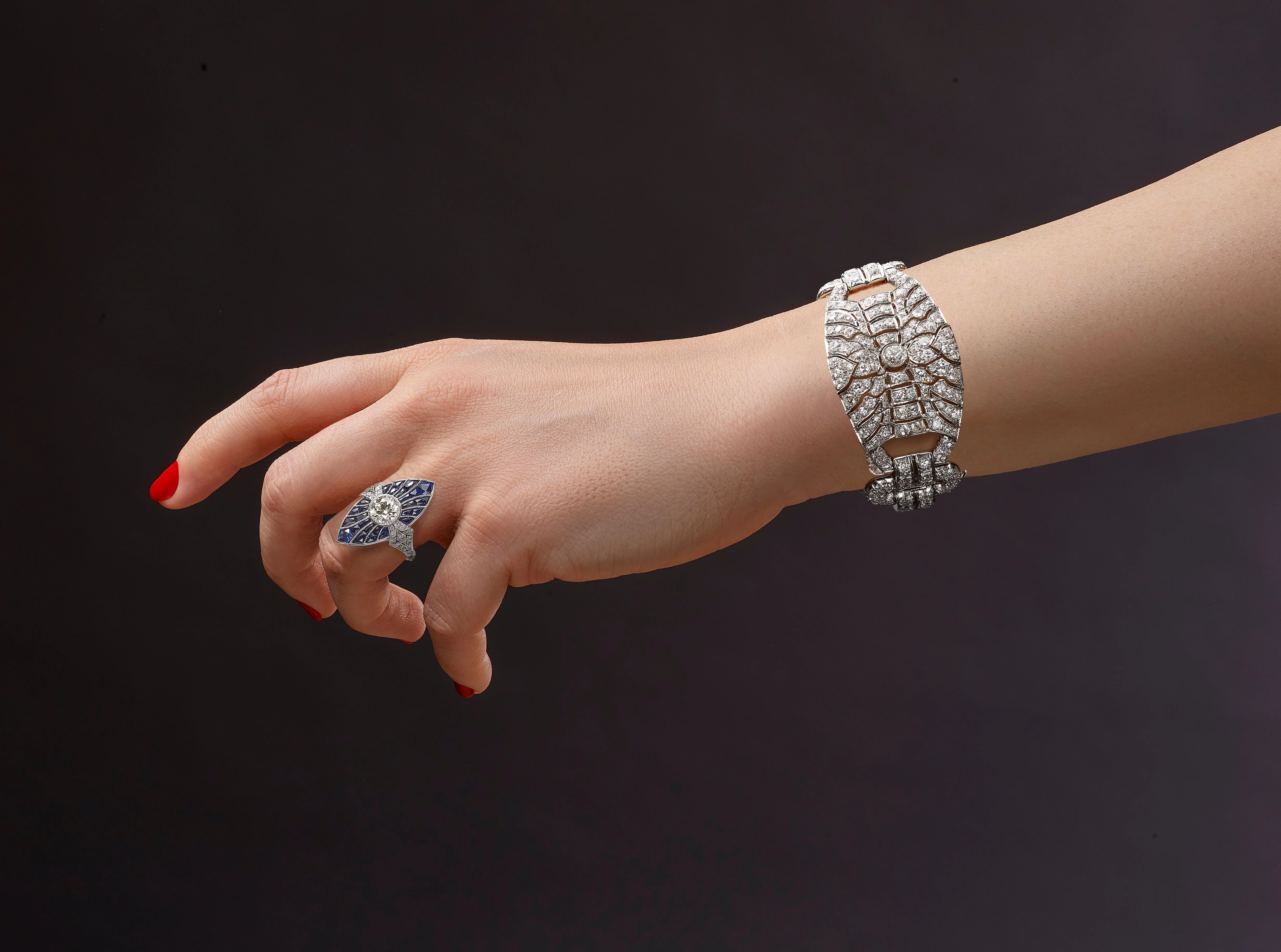 Exceptionnel bracelet Art Déco, platine et diamants - Image 3