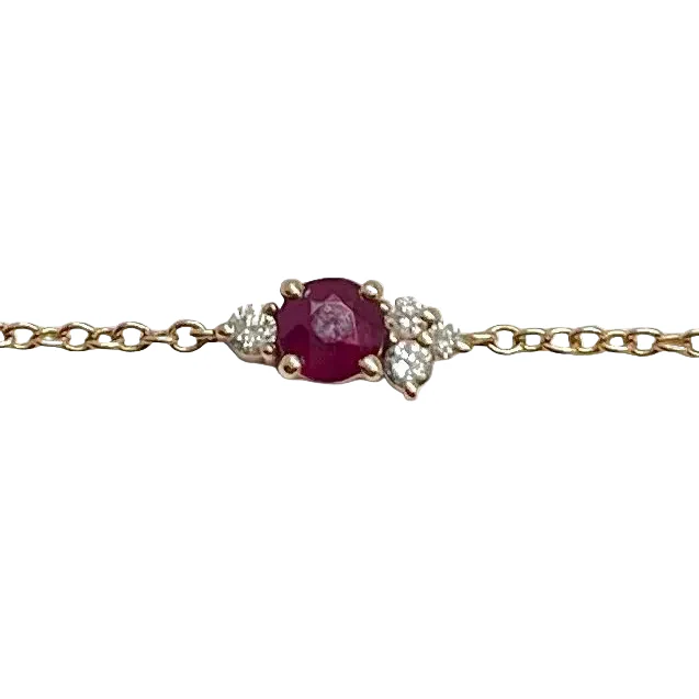 Bracelet Souple en or rose, rubis, et diamants