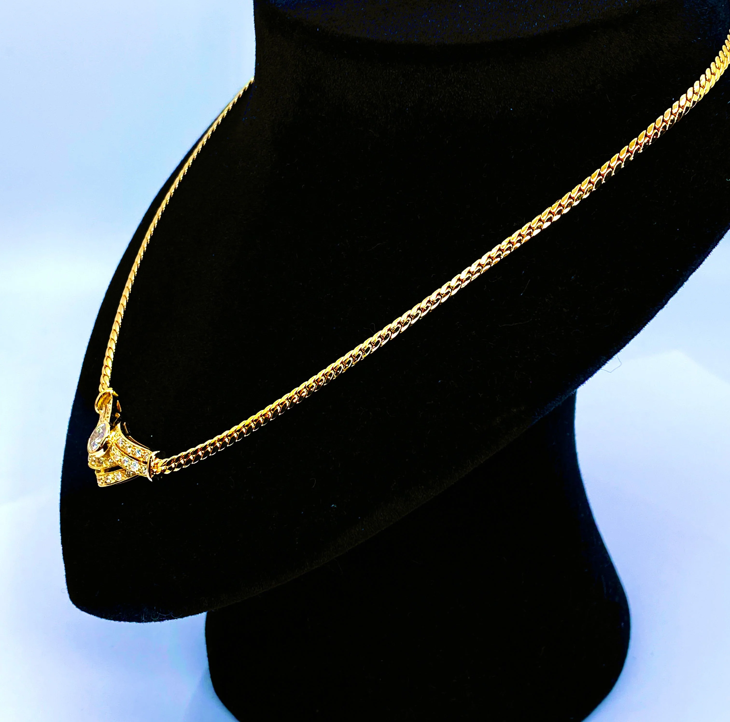 Collier en or jaune 18 carats et motif en diamants - Image 3