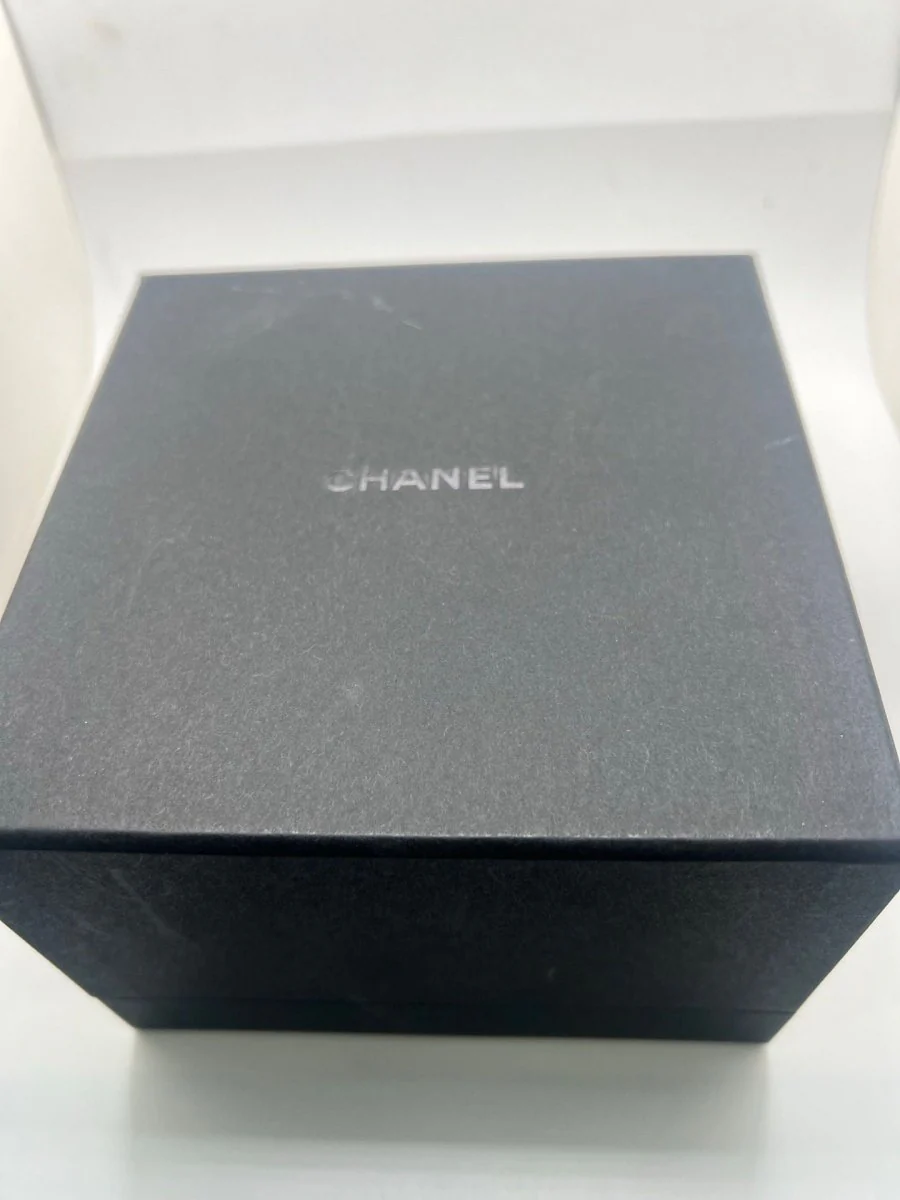 Chanel J12 Calibre 12.1 & Diamonds - Image 12