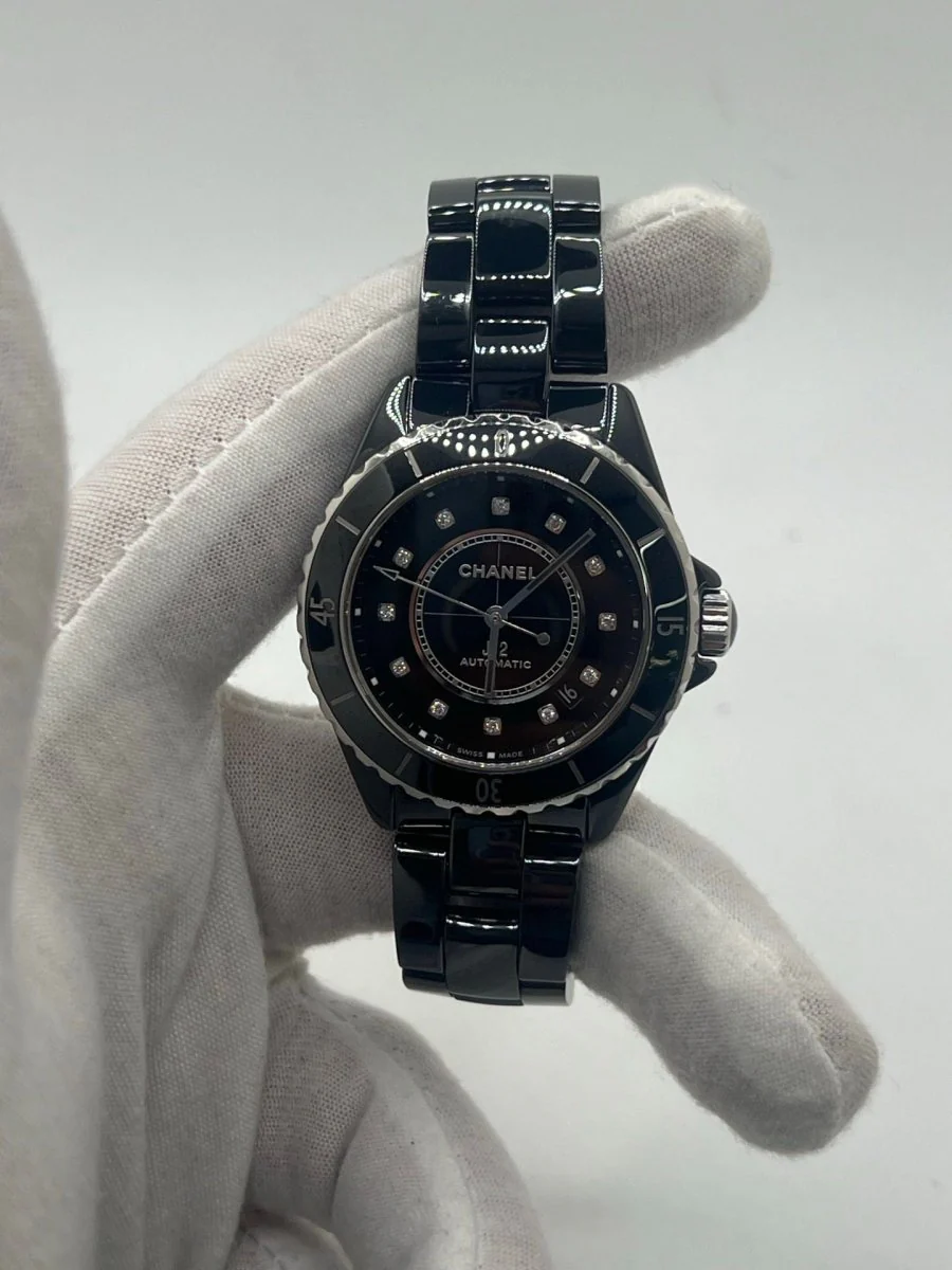 Chanel J12 Calibre 12.1 & Diamonds - Image 3