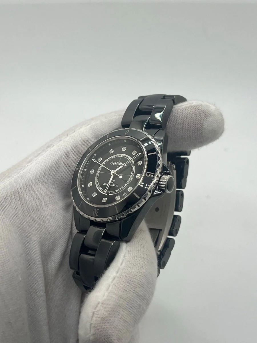 Chanel J12 Calibre 12.1 & Diamonds - Image 5